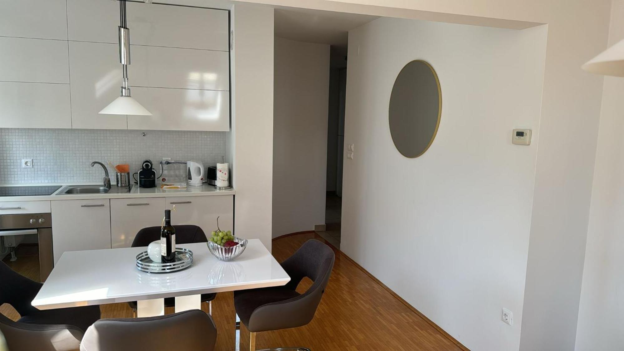 Bled Lux Apartment ภายนอก รูปภาพ